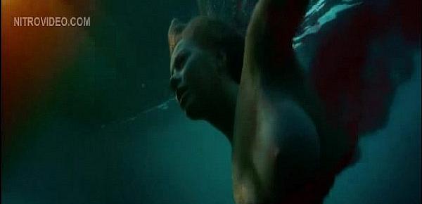 Celeb Kelly Brook nude and wet in Piranha 3D